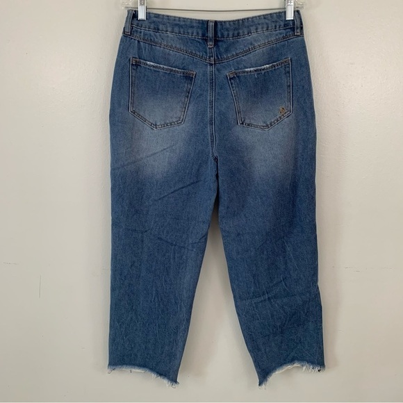 Indigo Rein Dark Wash Heavy Distressed Boyfriend Denim Capris Size 11 - Picture 3 of 5